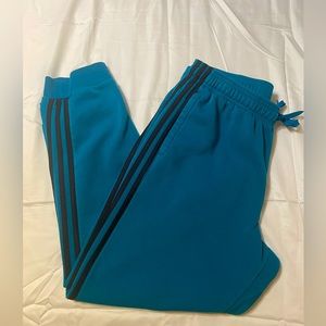 Adidas Men’s three strip joggers, fleece inside